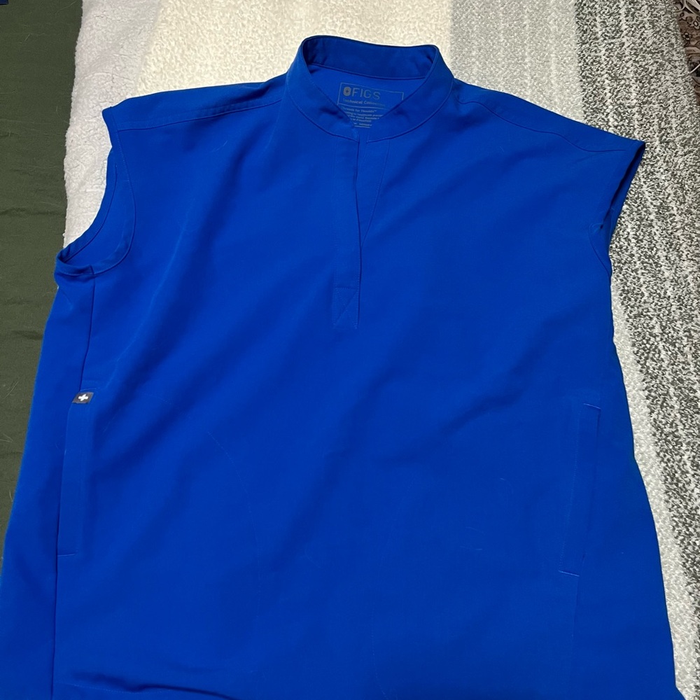Figs scrub Top